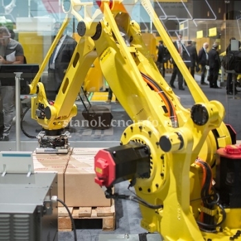 Робот-паллетоукладчик M-410iC/110